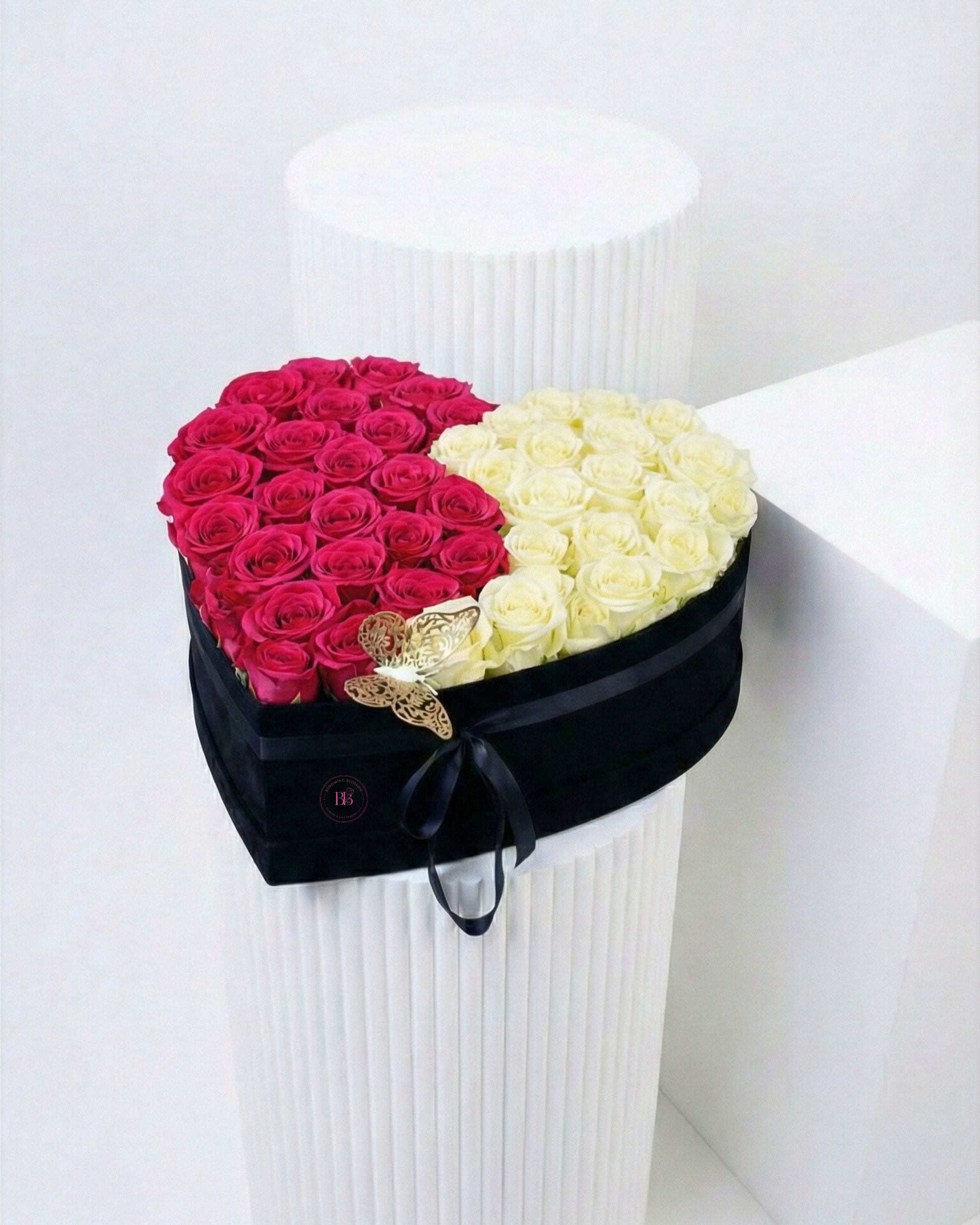 Iconic Love - BB Flowers UAE